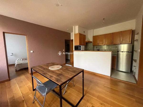 Location Appartement 3 pièces 56 m2 à Millau