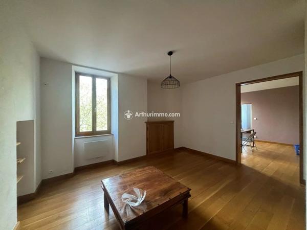 Location Appartement 3 pièces 56 m2 à Millau