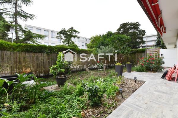 BEL APPARTEMENT DE QUATRE PIECES AVEC TERRASSE  ET JARDIN!!!RAVALEMENT RECENT!