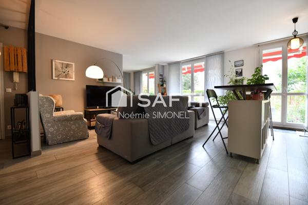 BEL APPARTEMENT DE QUATRE PIECES AVEC TERRASSE  ET JARDIN!!!RAVALEMENT RECENT!
