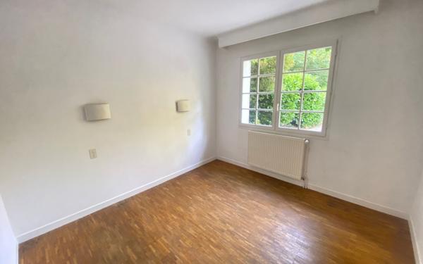 Maison à vendre    5 pièces •  Réalville