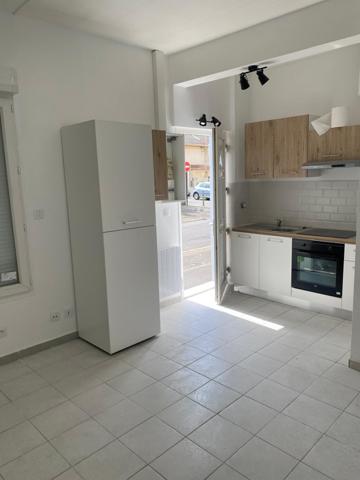 Clichy-sous-Bois (93390) Studio meublé proche Tramway T4