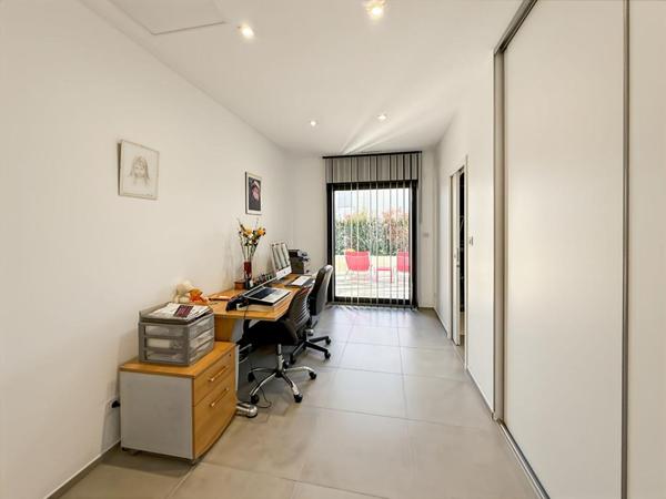 À VENDRE - MAISON CONTEMPORAINE DE PLAIN -PIED