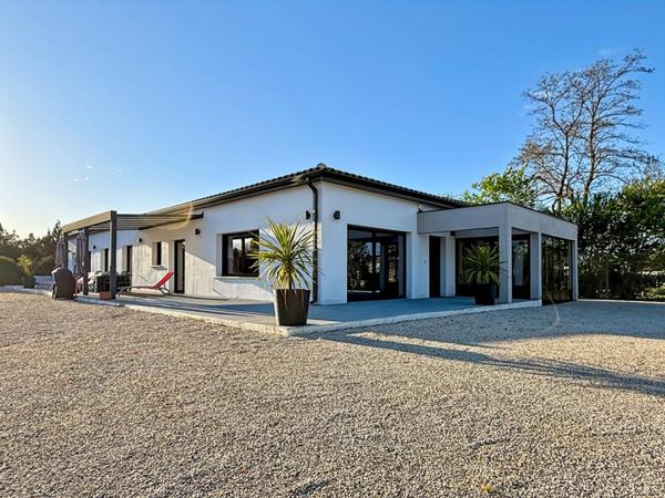 À VENDRE - MAISON CONTEMPORAINE DE PLAIN -PIED