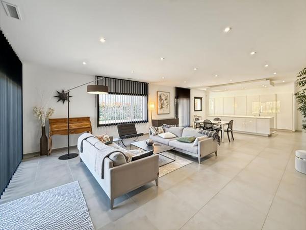 À VENDRE - MAISON CONTEMPORAINE DE PLAIN -PIED