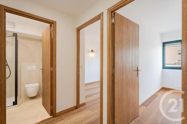 Appartement F4 à vendre  4 pièces - 90,14 m 2   NICE  - 06