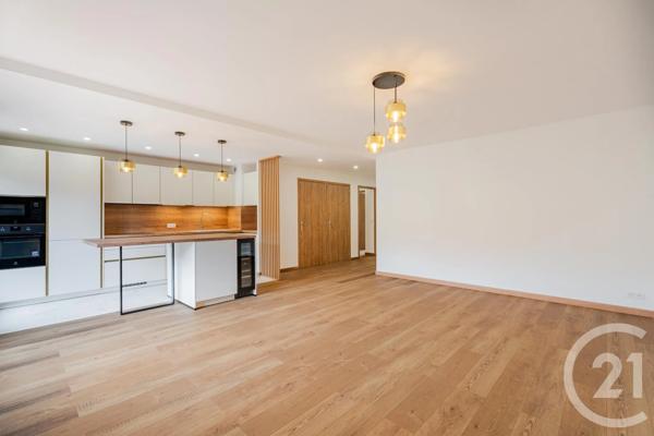 Appartement F4 à vendre  4 pièces - 90,14 m 2   NICE  - 06