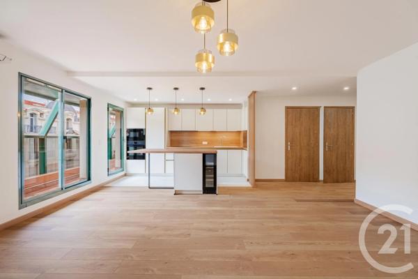 Appartement F4 à vendre  4 pièces - 90,14 m 2   NICE  - 06