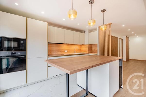 Appartement F4 à vendre  4 pièces - 90,14 m 2   NICE  - 06