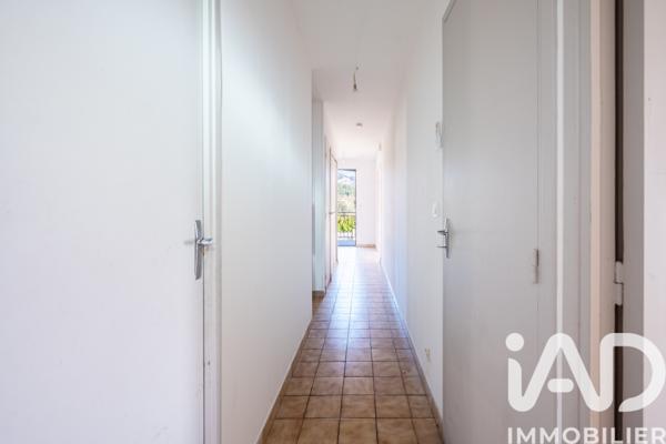 Location maison 4 pièces 86 m² Aureille
