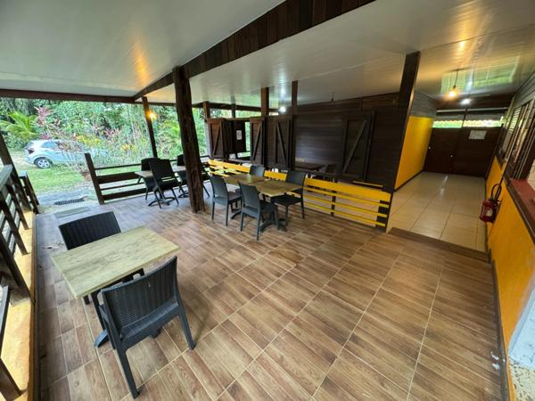 Coup de coeur pour cette ravissante maison au début de la route de KAW