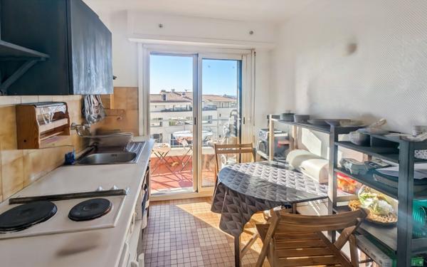 Appartement à vendre    2 pièces • 47 m2 Cannes