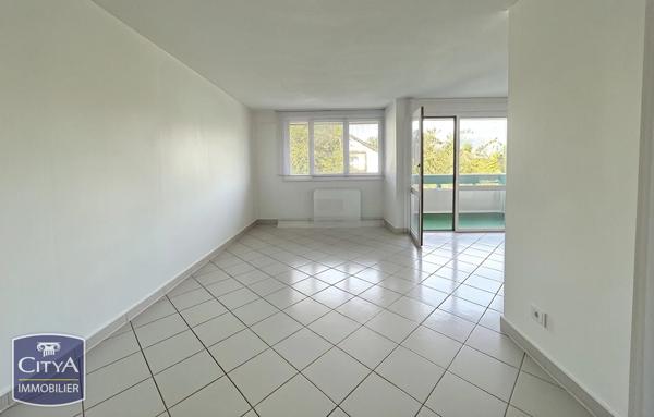 Appartement à vendre 3 pièces 74m² Saint-Julien-en-Genevois (74160)