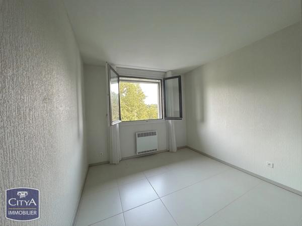 Appartement à vendre 3 pièces 74m² Saint-Julien-en-Genevois (74160)
