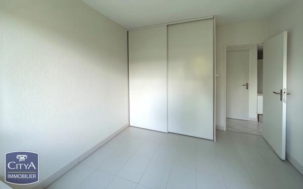 Appartement à vendre 3 pièces 74m² Saint-Julien-en-Genevois (74160)