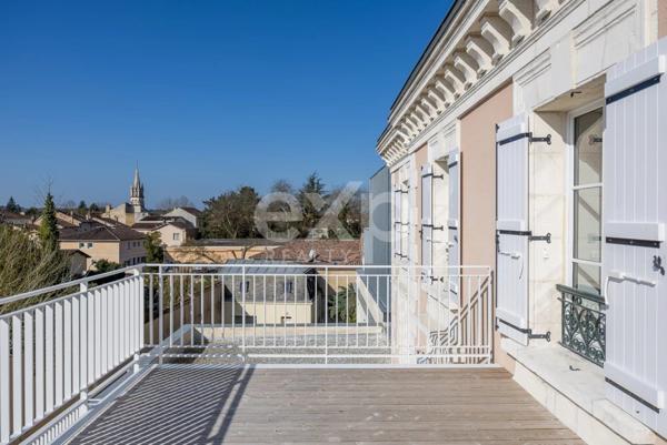 T4 d'exception meublé avec parking et cave