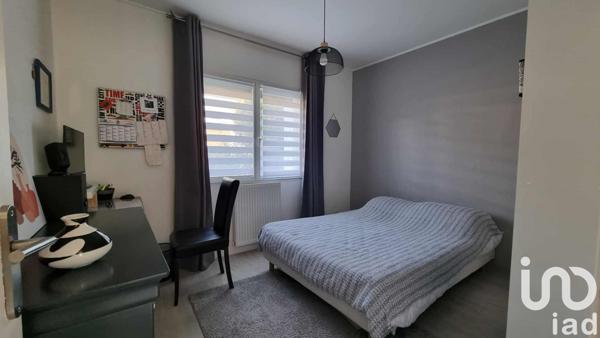 Maison à vendre 6 pièces 108 m² Saint-Yrieix-sur-Charente