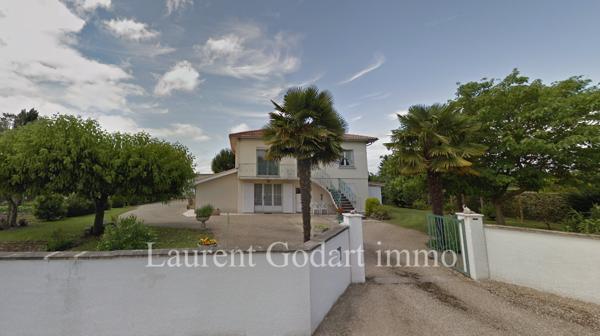 Maison de 155 m² et dépendance de 63m²