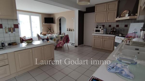 Maison de 155 m² et dépendance de 63m²