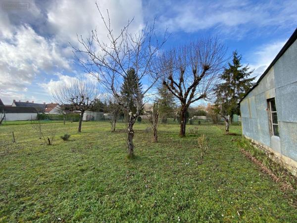 Maison de ville à vendre à Villedieu-sur-Indre dans l'Indre (36320), ref : 1051963