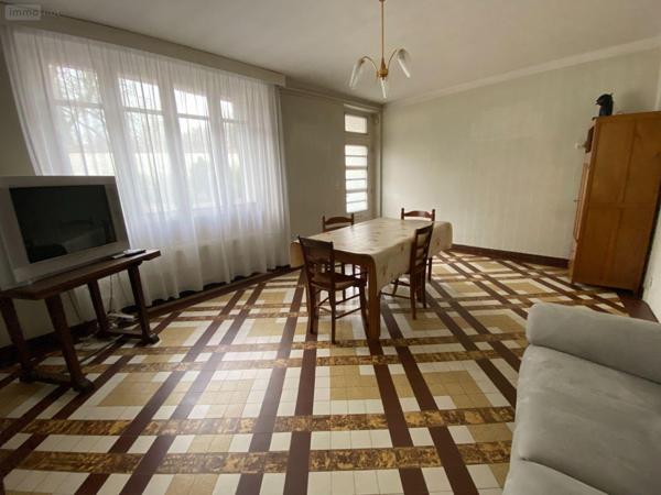 Maison de ville à vendre à Villedieu-sur-Indre dans l'Indre (36320), ref : 1051963