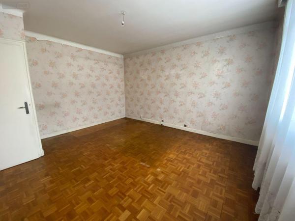 Maison de ville à vendre à Villedieu-sur-Indre dans l'Indre (36320), ref : 1051963