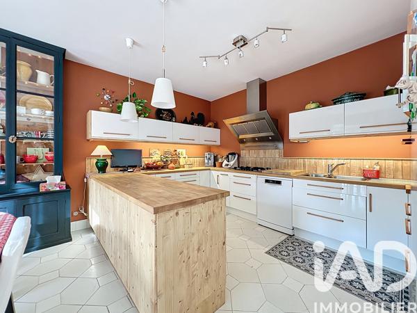 Maison à vendre 10 pièces 330 m² Saint-Affrique