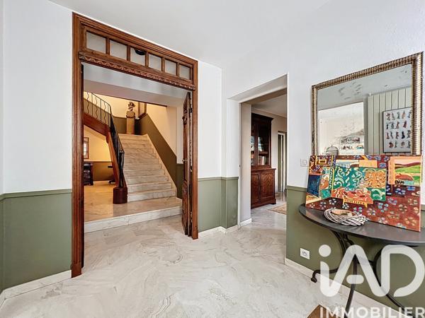 Maison à vendre 10 pièces 330 m² Saint-Affrique