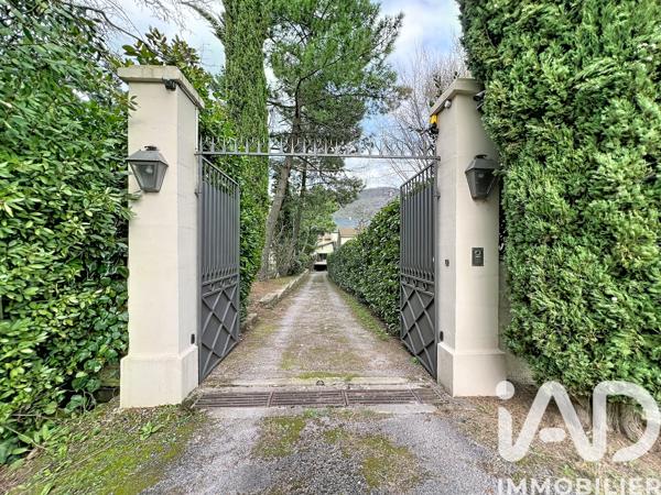 Maison à vendre 10 pièces 330 m² Saint-Affrique