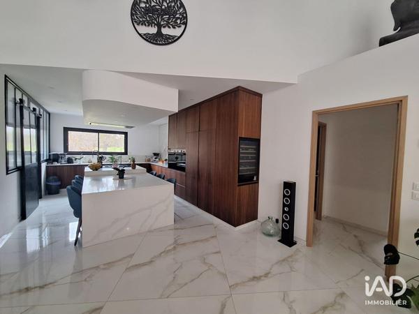 Maison à vendre 5 pièces 216 m² Elne