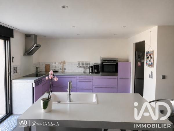 Maison à vendre 10 pièces 345 m² Chabeuil