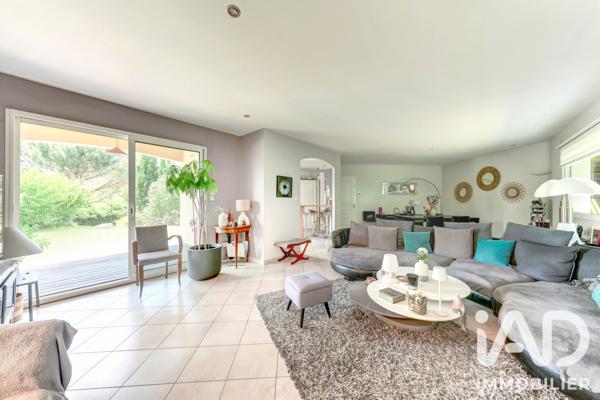 Maison à vendre 6 pièces 140 m² Limonest