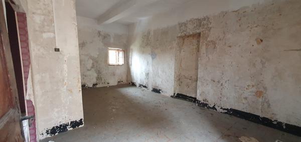 Bien à renover entérement