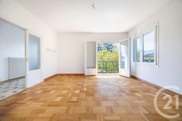 Maison à vendre  6 pièces - 113 m 2   BRIATEXTE  - 81
