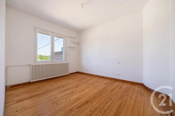 Maison à vendre  6 pièces - 113 m 2   BRIATEXTE  - 81