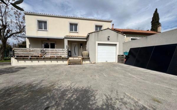 Maison à vendre    4 pièces •  Lunel-Viel