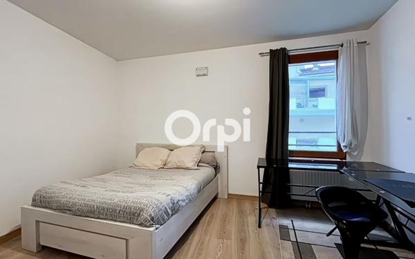 Appartement à louer    2 pièces •  L'Étrat
