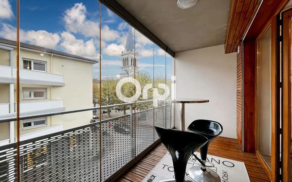 Appartement à louer    2 pièces •  L'Étrat
