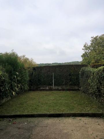 À LOUER APPARTEMENT F3 61.46m2 AVEC JARDIN, À PROXIMITÉ DE LA GARE SNCF
