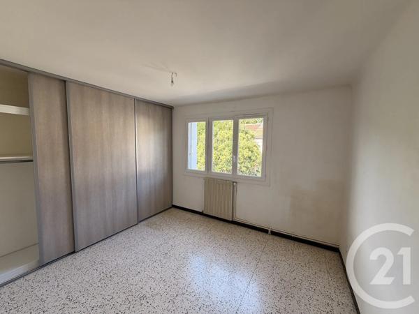 Maison à vendre  4 pièces - 68 m 2   PEZENAS  - 34