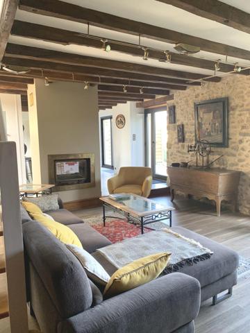 A Louer Longère meublée 4 chambres PLOEREN