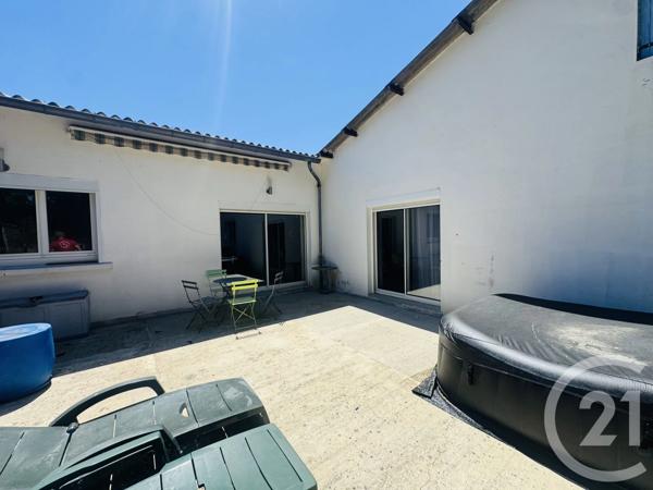 Maison à vendre  4 pièces - 181,40 m 2   GRAULHET  - 81