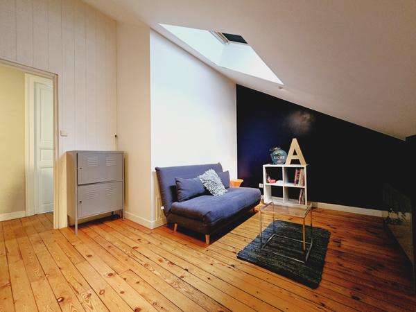 Maison de caractère REPULIQUE GARE