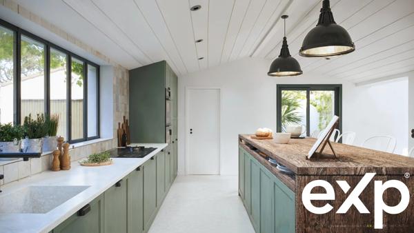 Embarquez Sur L'ile de Ré !!! Dans 197m2 de Plain Pied