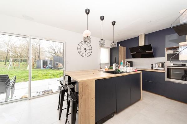 Maison à vendre |  Saint-André-de-Cubzac |  4 pièces | 101 m²