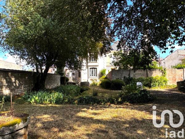 Maison à vendre 7 pièces 186 m² Fontenay-le-Comte