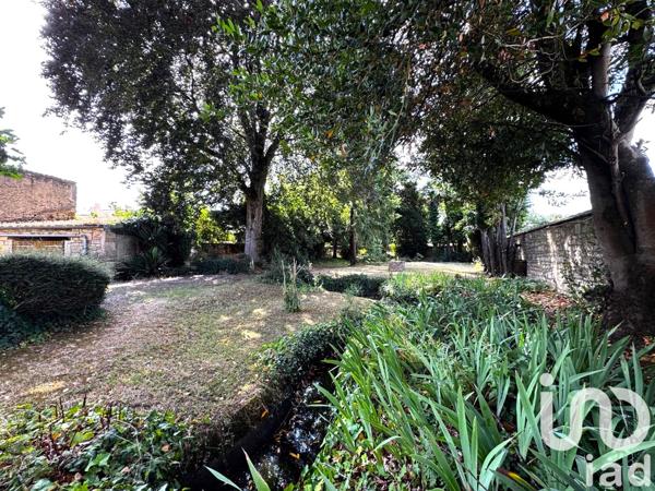 Maison à vendre 7 pièces 186 m² Fontenay-le-Comte