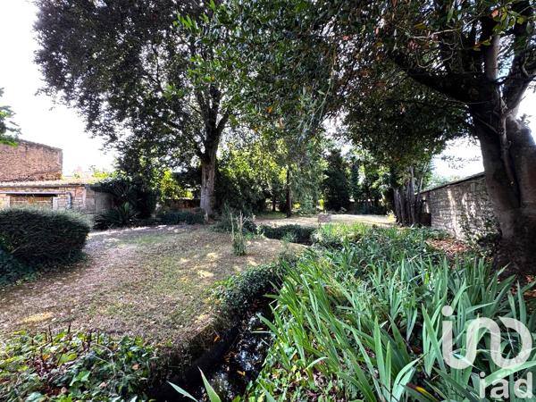 Maison à vendre 7 pièces 186 m² Fontenay-le-Comte