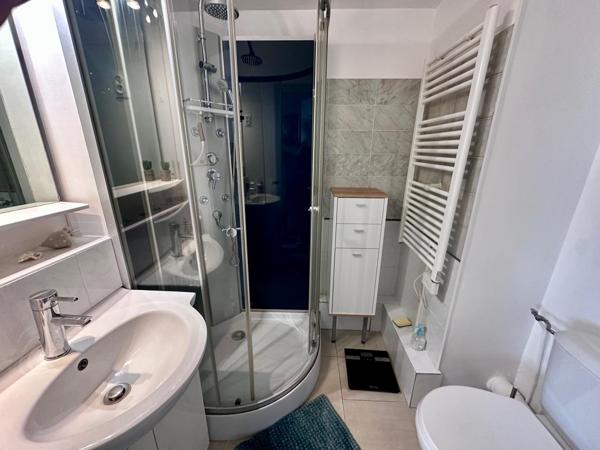 Vente / Studio meublé