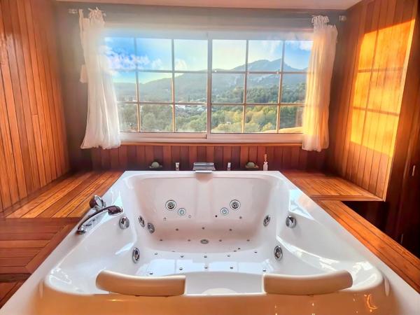 Allauch (13190) BASTIDE / MAISON / VILLA, 350 m² AU CALME - VUE PANORAMIQUE GARLABAN - PISCINE, MARSEILLE 11ème ALLAUCH / LA